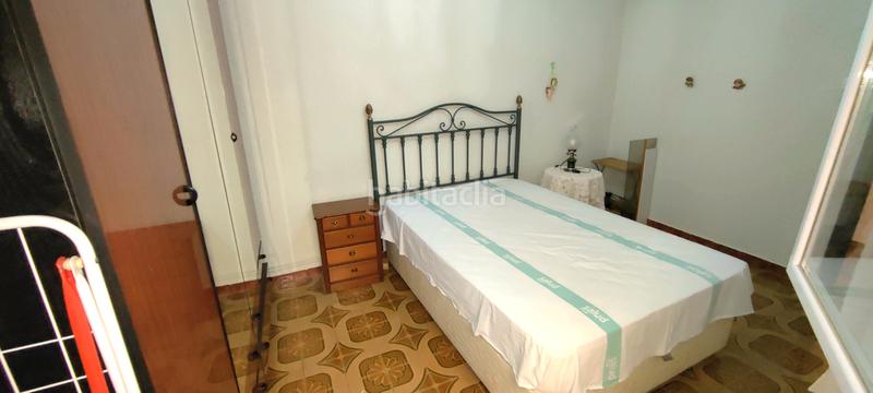 Foto f3e57c81-07a3-4def-b3e0-29988163c024. Alquiler piso en calle de génova 17 junto a paseo cuellar y lapuyade. vivienda amueblada de dos dormitorios y salón, baño y cocina equipada. exterior a la calle génov en Zaragoza