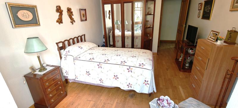 Foto 2a9ee05a-a8a9-47ed-9516-01cd14a0e29b. Etagenwohnung mit heizung parking in Ruiseñores Zaragoza