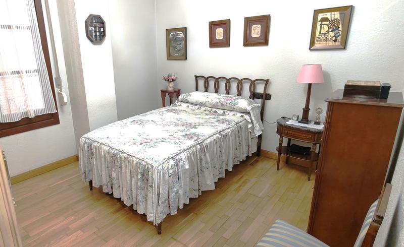 Foto a61c2690-09cd-49d4-9565-9a00181ab523. Etagenwohnung mit heizung parking in Ruiseñores Zaragoza