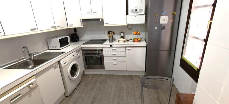 Foto f084fd41-9731-47fd-9ff9-608884ce76c6. Etagenwohnung mit heizung parking in Ruiseñores Zaragoza