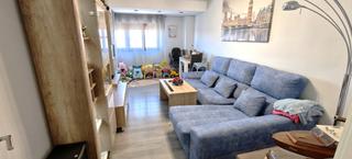 Pis  Calle de san adrián de sasabe. En la mejor zona de las fuentes, san adrián de sasabe junto a la