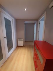 Affitto Appartamento  Calle de tomás zumalacárregui. Zona sagasta - gran vía, calle zumalacárregui. vivienda amueblad