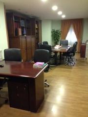 Office space in Centro Ciudad. Oficina en venta en centro, 3 dormitorios.