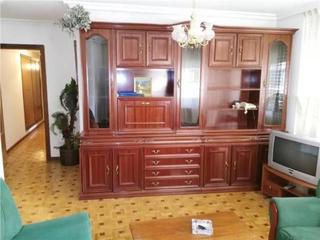 Pis a San Esteban. Piso en venta en centro, 4 dormitorios.