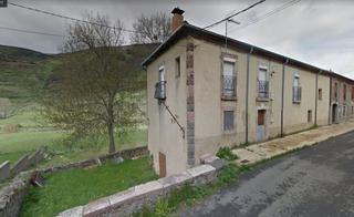 Casale en Lugar campo 10a. Casa pueblo en venta en crmenes, 4 dormitorios.
