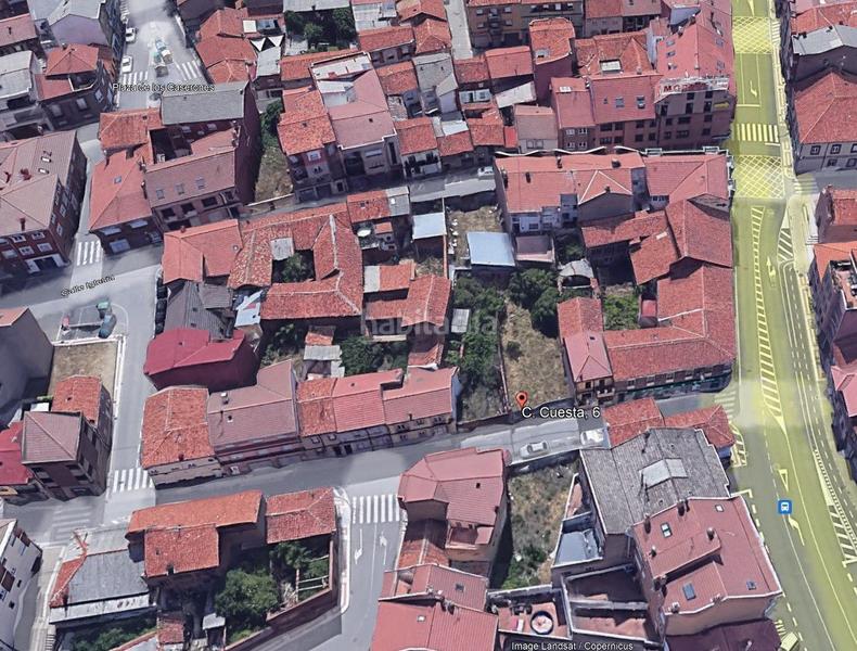 Foto cd0547ea-cd4f-4557-989f-423455a92dec. Terreno residencial en calle cuesta 6 solar en venta . en Trobajo del camino