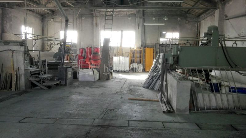 Foto 9633989b-7172-4b44-89a8-b7dc878fe14e. Industrial building in froilan 56 in Puente Castro León