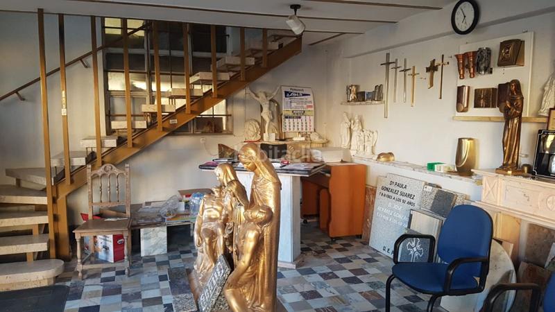 Foto c5f2a25f-6a8c-4772-a9ce-dea34910cc18. Bâtiment à usage industriel dans froilan 56 dans Puente Castro León