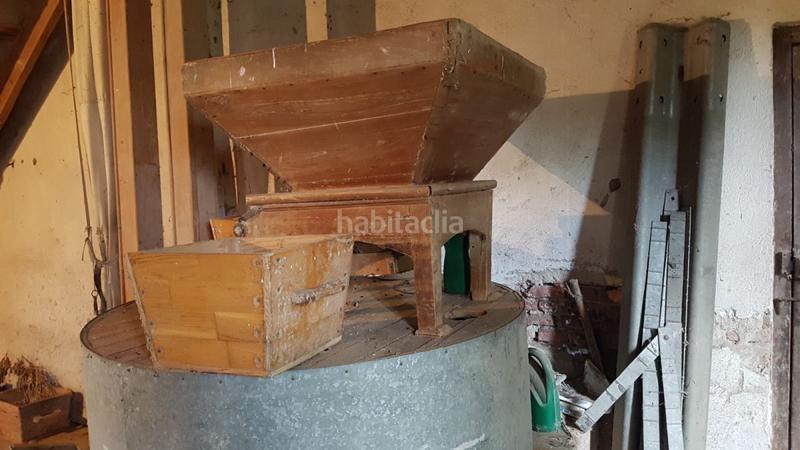 Foto 3d8cc7e4-109f-4ccc-8ec3-5e11e8e51a0b. Building in Armunia León