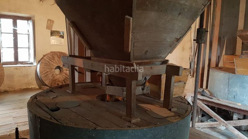 Foto fd00d0aa-2b1c-4ea5-9e91-6b648a7e0a58. Building in Armunia León