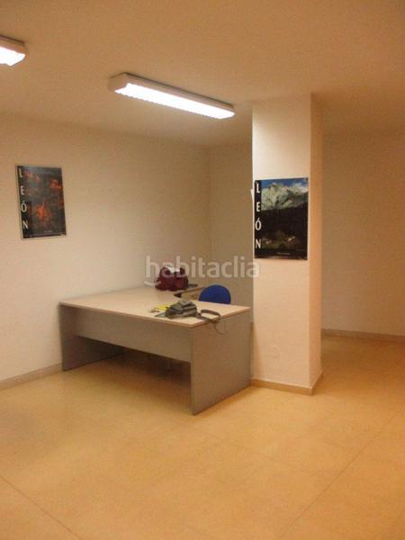 Foto a0b830ad-9f4e-48fd-8cbf-8a2e1a53f298. Alquiler oficina  en alquiler en centro, 2 dormitorios. en León