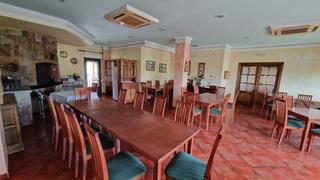 Local Comercial a Turcia. Local com. en venta en palazuelo de órbigo, 3 despachos.