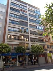 Office space in Gran vía de san marcos 22. Oficina en venta en centro, 3 dormitorios.