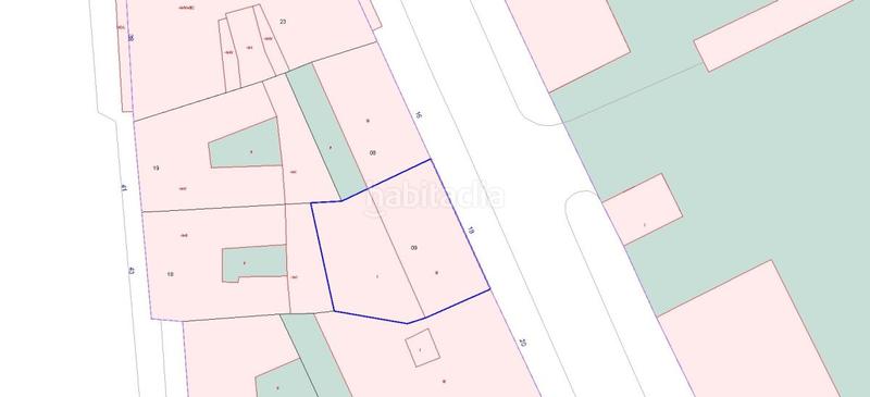 Foto ad646556-ec57-46b9-adfe-d7735c41fd00. Terreny residencial a gomez de salazar 18 a La Vega - La Sal León