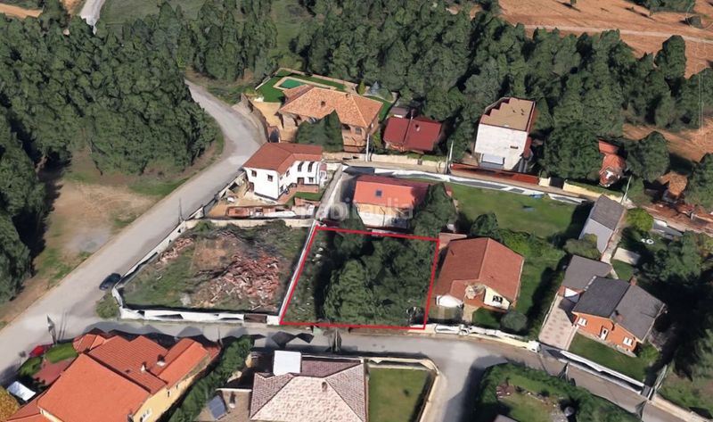 Foto c4a201ba-d60f-4884-85e5-8fc8fdd86ee8. Terreny residencial a Valdefresno