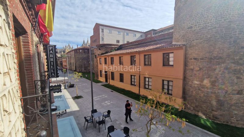 Foto a0e4c364-6aab-4757-b4f1-136bebedbf0c. Edifici a San Mamés - La Palomera León