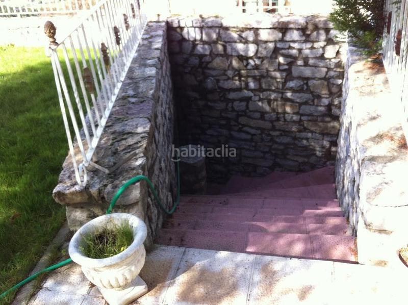 Foto 05edad39-3280-4ffe-88a7-3fa1c4ee97d4. Xalet amb calefacció aparcament piscina a Valdefresno