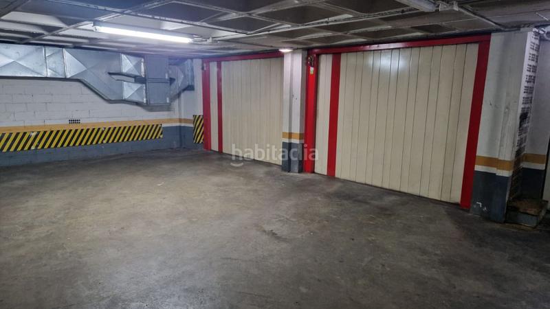 Foto d4a74bf0-5c38-4c5e-b518-ee320a037e35. Aparcament cotxe a joaquín costa 3 a Centro Ciudad León