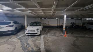 Parking voiture à Joaquin costa 3. Garaje en venta en centro.