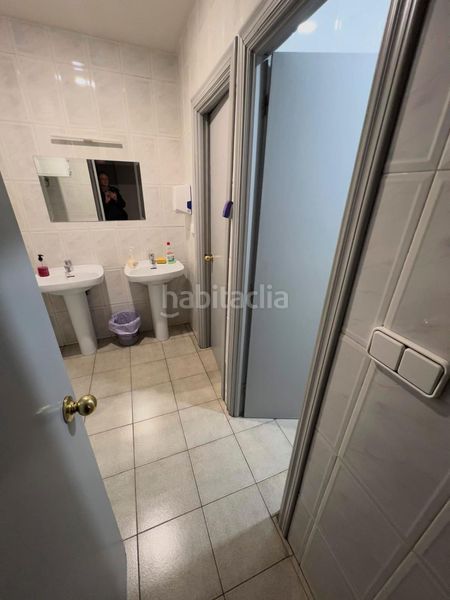 Foto c0369079-f2bd-4631-9b2d-073a9563eeae. Local comercial a San Claudio - La Chantría León