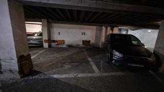 Parking voiture à Santo tirso 10. Garaje en venta en santa ana.