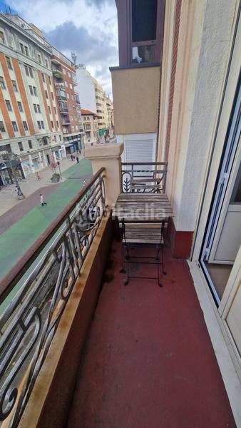 Foto 68686d42-6c34-4954-9848-bd50d2cbce5a. Miete appartement in ordoño ii 41 in Centro Ciudad León