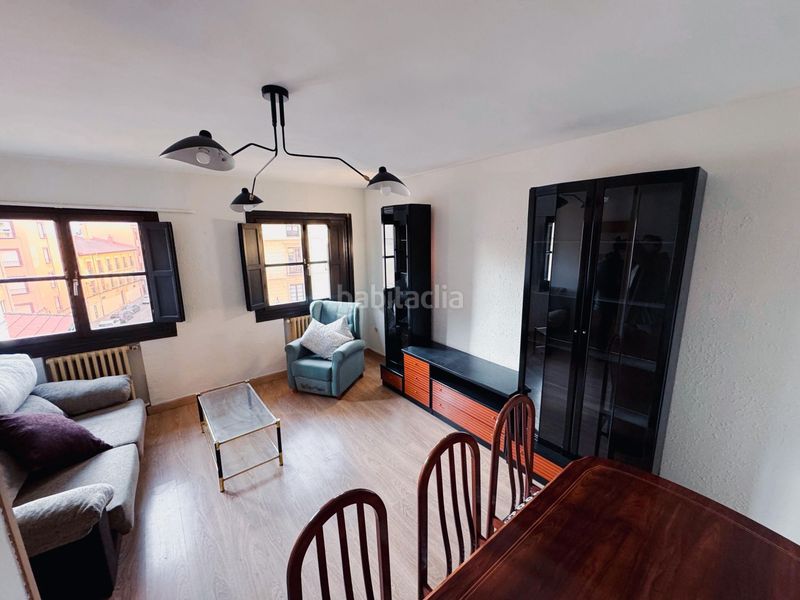 Foto c20620c0-ab34-44b5-82d6-a31f5c0417c0. Rent flat with heating in Casco Antiguo León