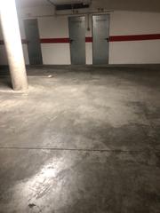 Parking voiture à Casco Antiguo. Venta de garaje y trastero