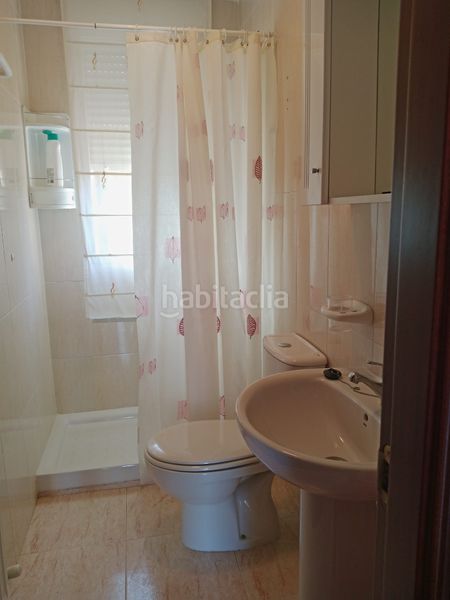 Foto 08624fbc-6963-488f-8d6e-4fe0ed2ac537. Casa adossada amb calefacció aparcament a Venialbo