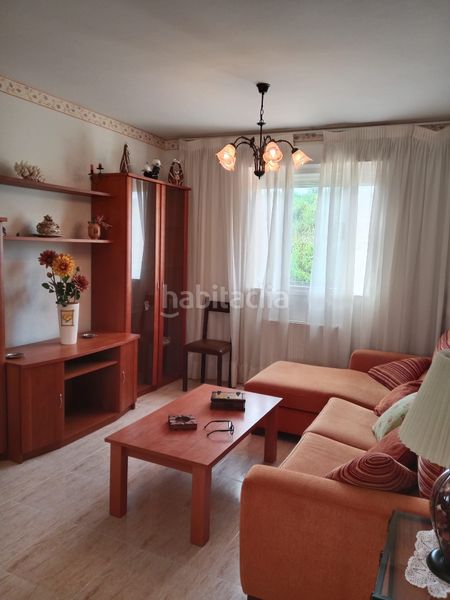Foto 0a049746-1094-4452-b94a-c7da86353587. Casa adossada amb calefacció aparcament a Venialbo