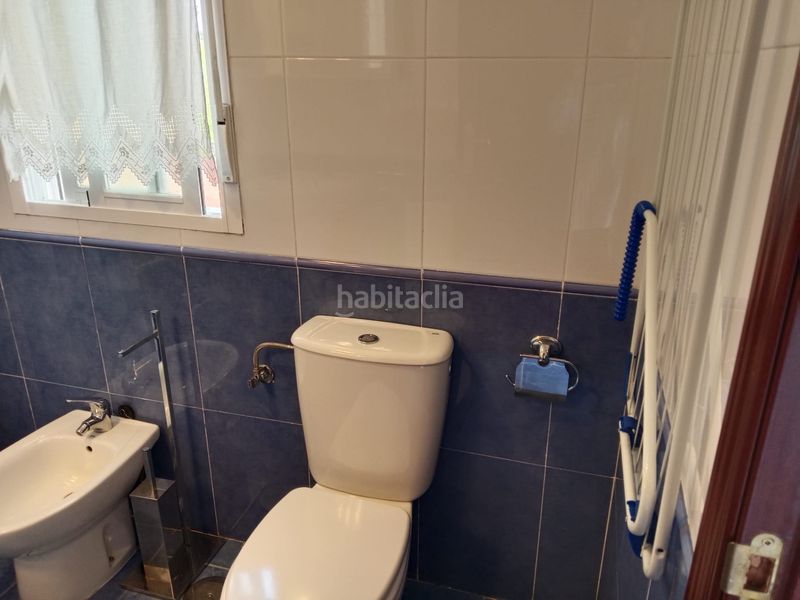 Foto b1f4064a-0327-4349-a9d0-33d1e156a48c. Casa adossada amb calefacció aparcament a Venialbo