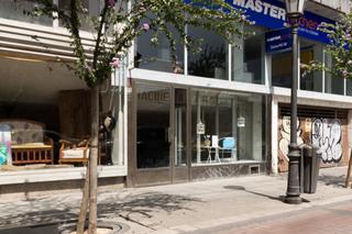 Lloguer Local Comercial a Casco Antiguo. Buscas un gran bajo comercial? pues este es tu local!!