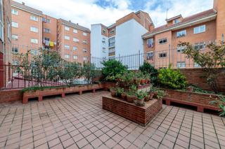 Appartement à Calle escultor becerra 5. Tu nuevo hogar en el barrio de candelaria te espera!