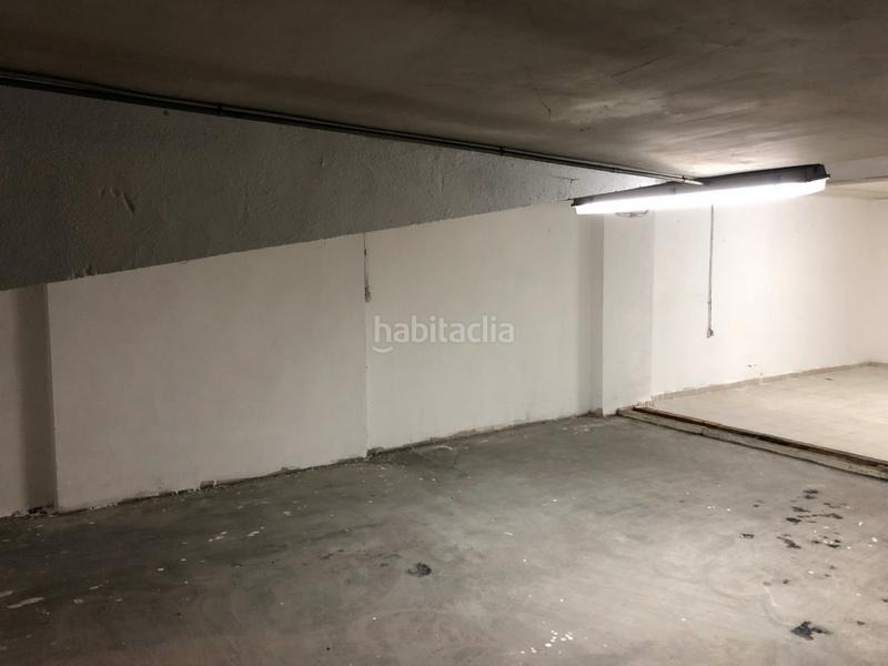 Foto 7cd7bfda-7020-44d3-8901-d94471c3f9d7. Parking coche garaje cerrado con muchas posibilidades en Zamora