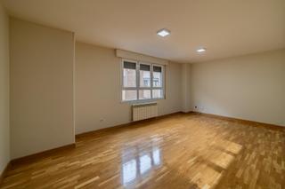Location Appartement à Calle diego losada 5. Tu nuevo hogar en pleno corazón de zamora