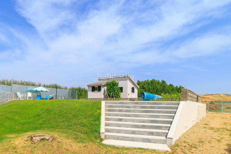 Foto 45bc2b6b-6de0-4c62-9268-1163546e0ae2. Bauernhof mit heizung parking pool in Área Rural Zamora