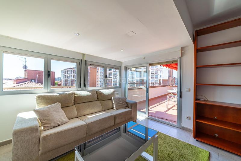 Foto 649eaf1f-6f19-4647-9d9f-b81c1f82b25e. Rent penthouse with heating in Los Bloques Zamora