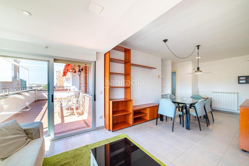 Foto 96d167d6-3f1c-4ed7-ab04-5dfe8453551f. Rent penthouse with heating in Los Bloques Zamora