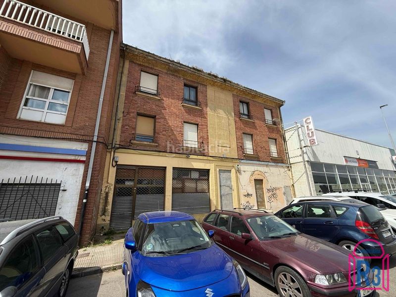 Foto d5885489-71ba-4c25-a4d0-4194d7413a79. Edifici a Armunia León