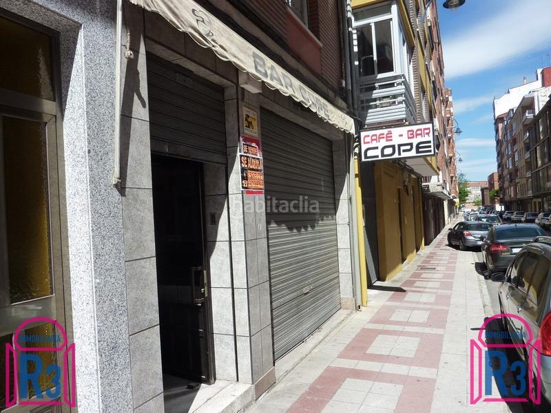 Foto f681942c-f0a0-4913-b21f-a081d0e01e0e. Local commercial dans San Mamés - La Palomera León