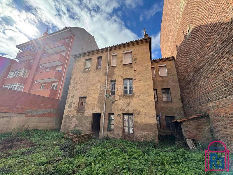 Foto 2097a602-346c-4f88-b30b-972da0f6f1be. Gebäude in Crucero León