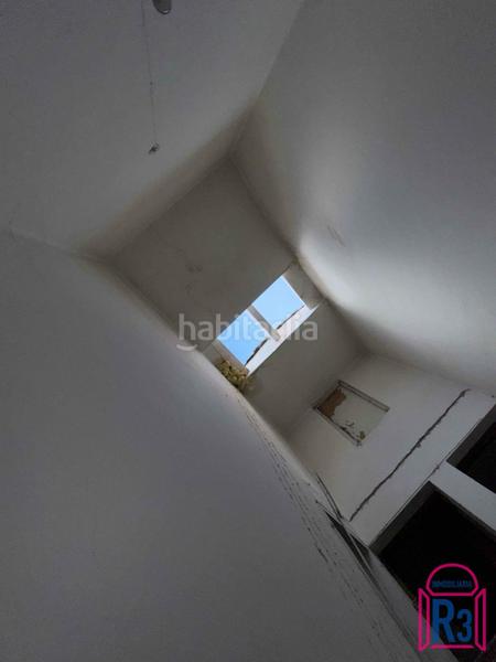 Foto 8ab23edb-b706-4af2-8447-4281dba89891. Gebäude in Crucero León