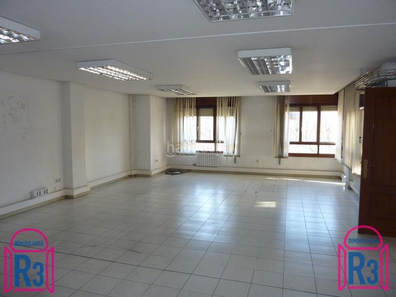 Foto 57c8e62f-f76b-48d8-b58f-7e054d9a9d03. Bureau avec chauffage dans Centro Ciudad León