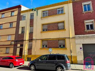 Édifice  Hermanos machado. Edificio en venta