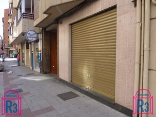 Location Local commercial  Calle fray luis de león. Local de 130 m²,  con accesibilidad, un aseo, acondicionado. pag