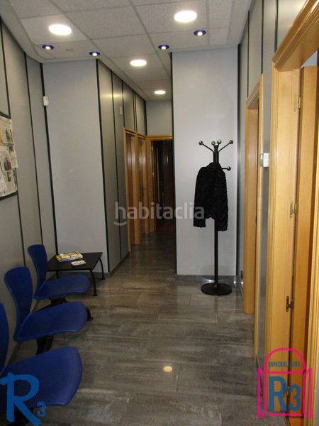Foto 35bccf26-7dc2-45fa-b58a-16d8f7d3a305. Local comercial a San Claudio - La Chantría León