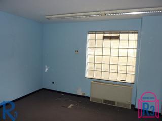 Location Bureau  Avenida ordoño ii. Oficina de 85 m²,  con aseos compartidos, ascensor, 4 despachos,