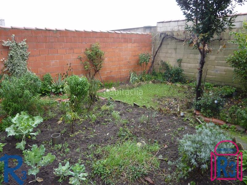 Foto 515f0948-073c-4af2-9aa6-e8a2521de0d1. Edificio  en venta en Armunia León