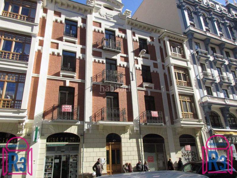 Foto 7a06cc72-7e1b-4aa2-a19c-c877ddb516ca. Bureau dans Centro Ciudad León