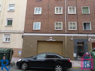 Local commercial  Calle velázquez. Local de 62 m² con vado y trapa automática. estado certificación